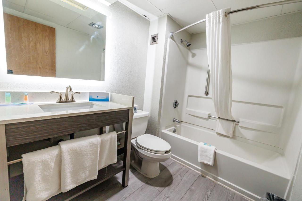 New Victorian Inn & Suites Omaha Bagian luar foto