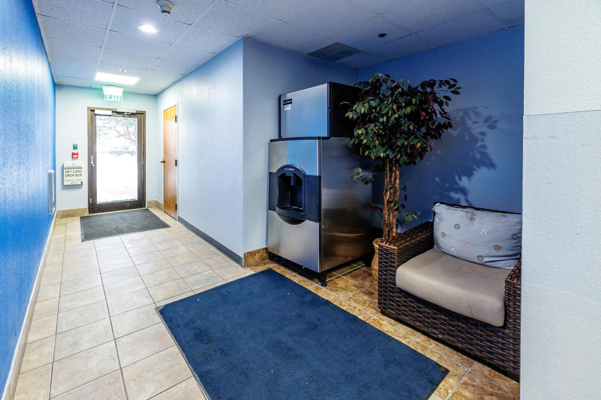 New Victorian Inn & Suites Omaha Bagian luar foto