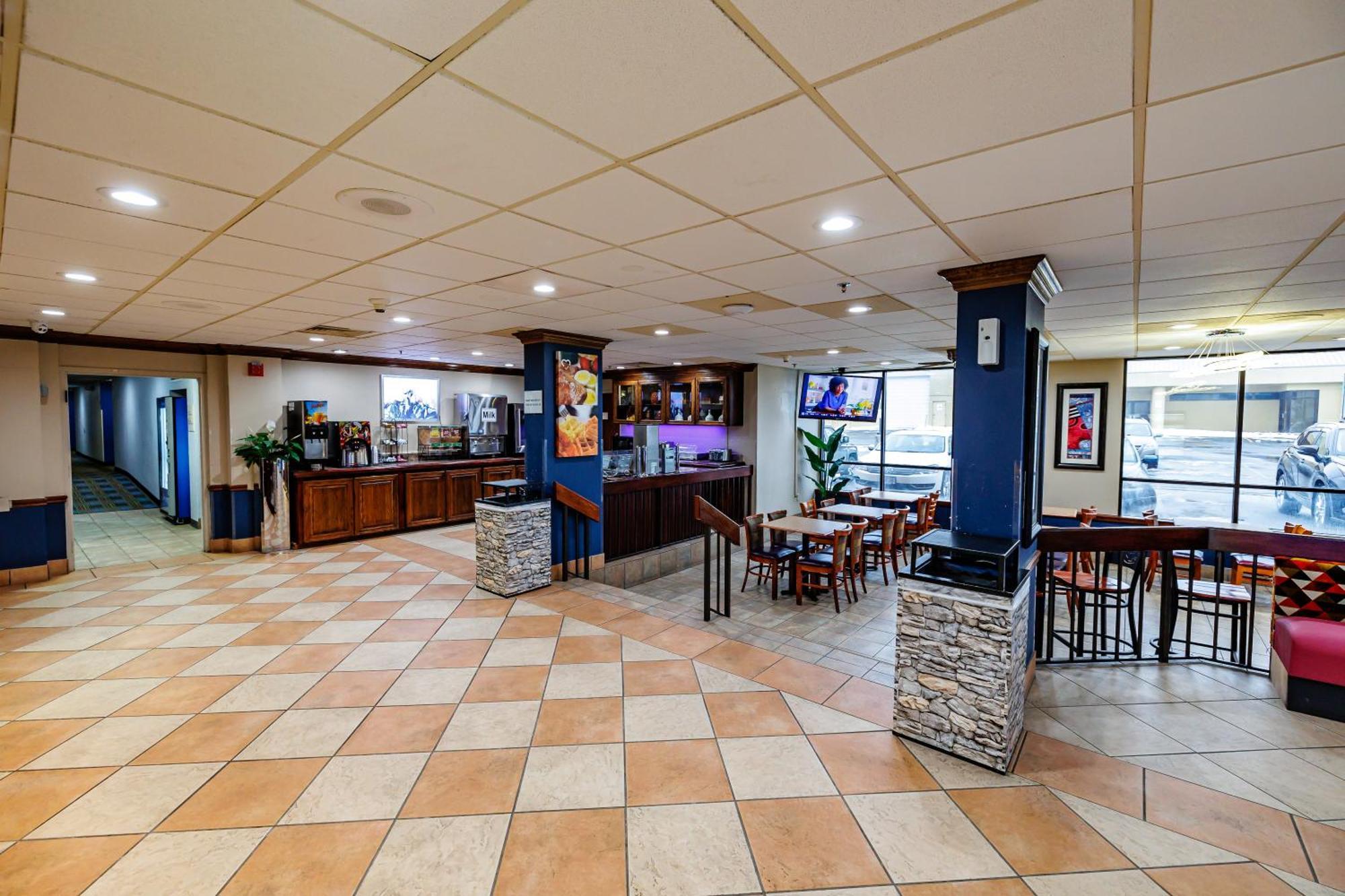 New Victorian Inn & Suites Omaha Bagian luar foto