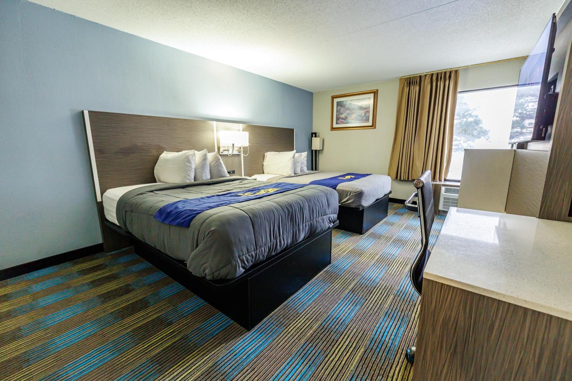 New Victorian Inn & Suites Omaha Bagian luar foto