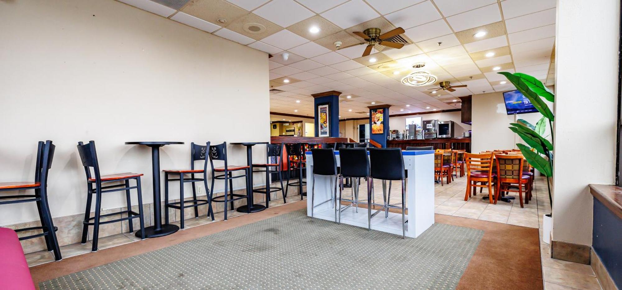 New Victorian Inn & Suites Omaha Bagian luar foto