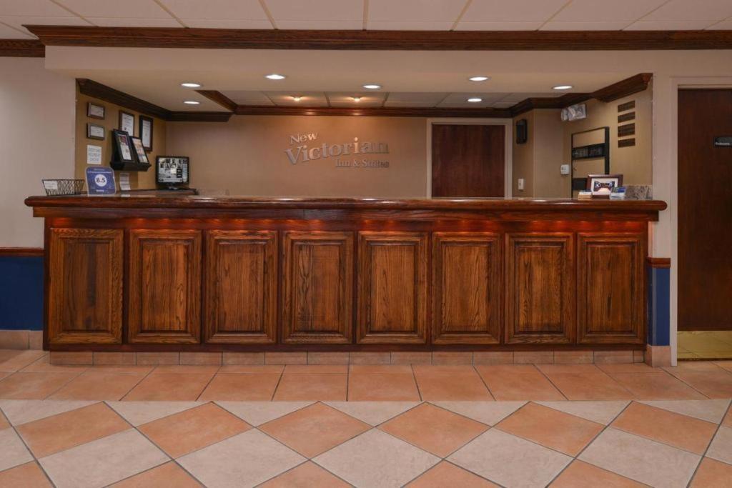 New Victorian Inn & Suites Omaha Bagian luar foto