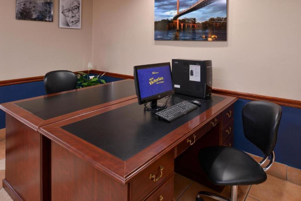New Victorian Inn & Suites Omaha Bagian luar foto