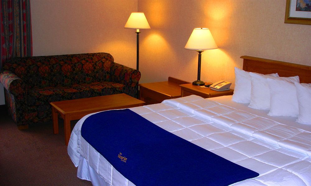 New Victorian Inn & Suites Omaha Bagian luar foto